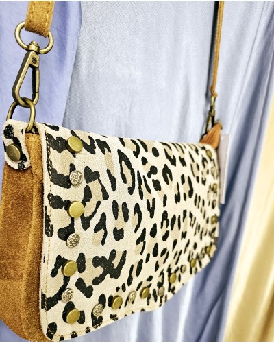 Bolso Leo / Tachas Camel