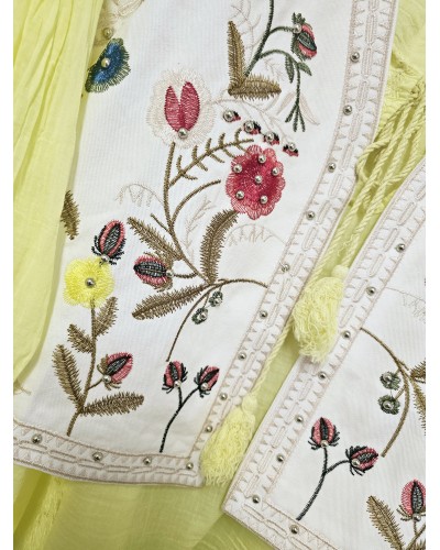 Chaleco Bordados / Tachas Blanco