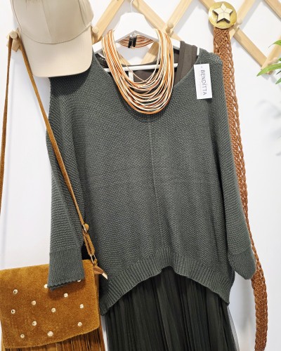 Vestido Tul + Jersey Verde Oliva