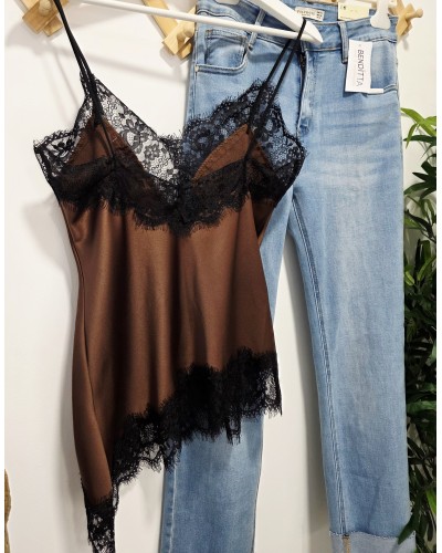 Top Lencero / Puntilla Marrón