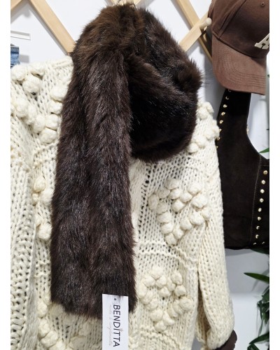 Estola Efecto Pelo Marrón