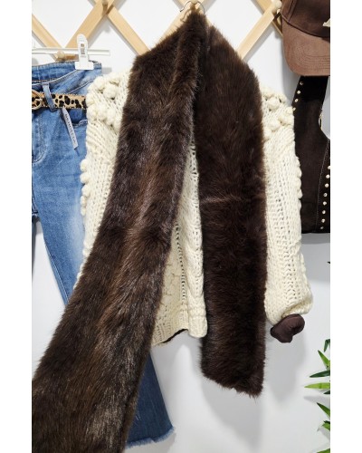 Estola Efecto Pelo Marrón