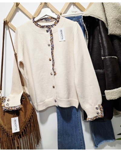 Cardigan Hueso / Ribete Floral