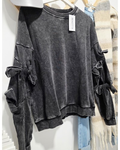 Sudadera Efecto Lavado / Lazadas