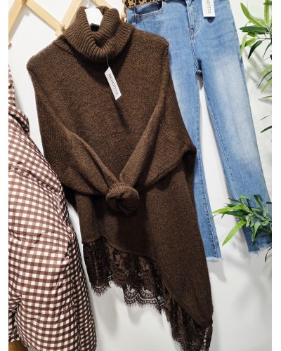 Maxi Jersey Cuello Vuelto / Puntilla Marrón