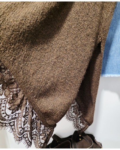 Maxi Jersey Cuello Vuelto / Puntilla Marrón