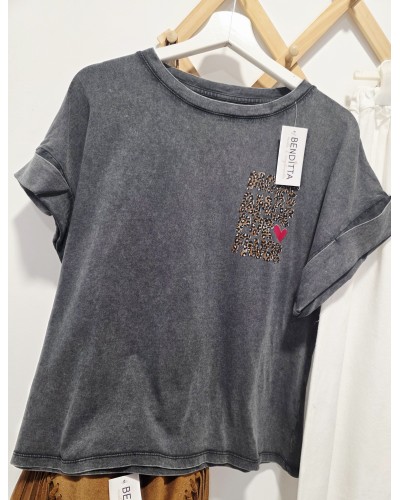 Camiseta Lavado Amor / Leo