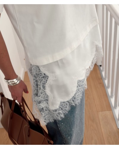 Camiseta Puntilla Asimétrica / Blanco