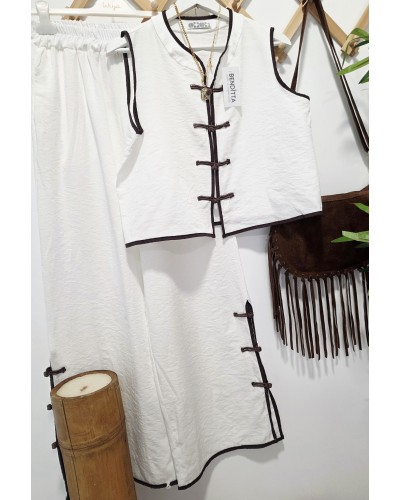 Conjunto Blanco / Alamares Marrón